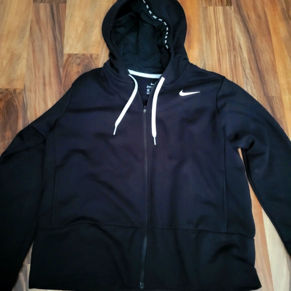 Women's Nike jacket Medium